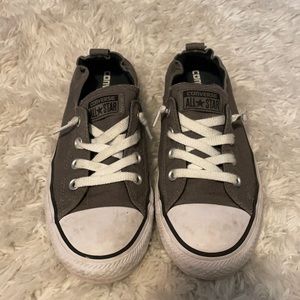 Converse sneaker. Size 10.5. Color Grey. EUC
